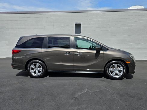Used 2019 Honda Odyssey EX-L image 2