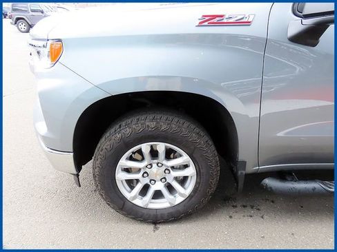 Used 2024 Chevrolet Silverado 1500 LT image 4