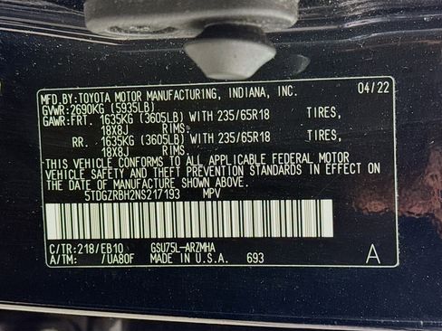 Used 2022 Toyota Highlander XLE AWD/4WD image 33