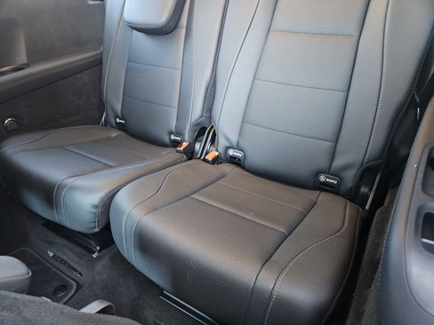 Certified 2023 Mercedes-Benz GLS 450 4MATIC image 30