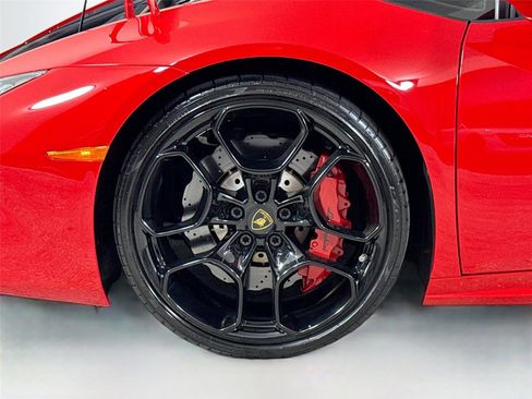 Used 2018 Lamborghini Huracan LP 580-2 image 35