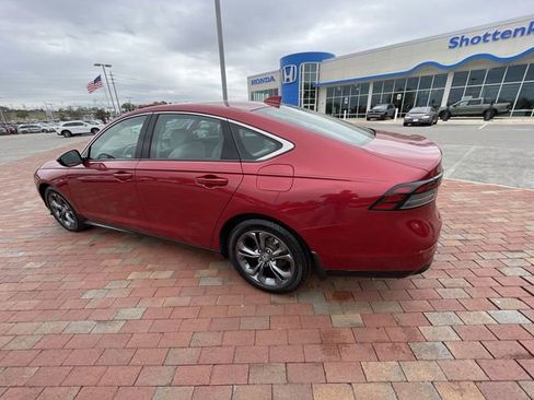 Certified 2024 Honda Accord EX-L image 30