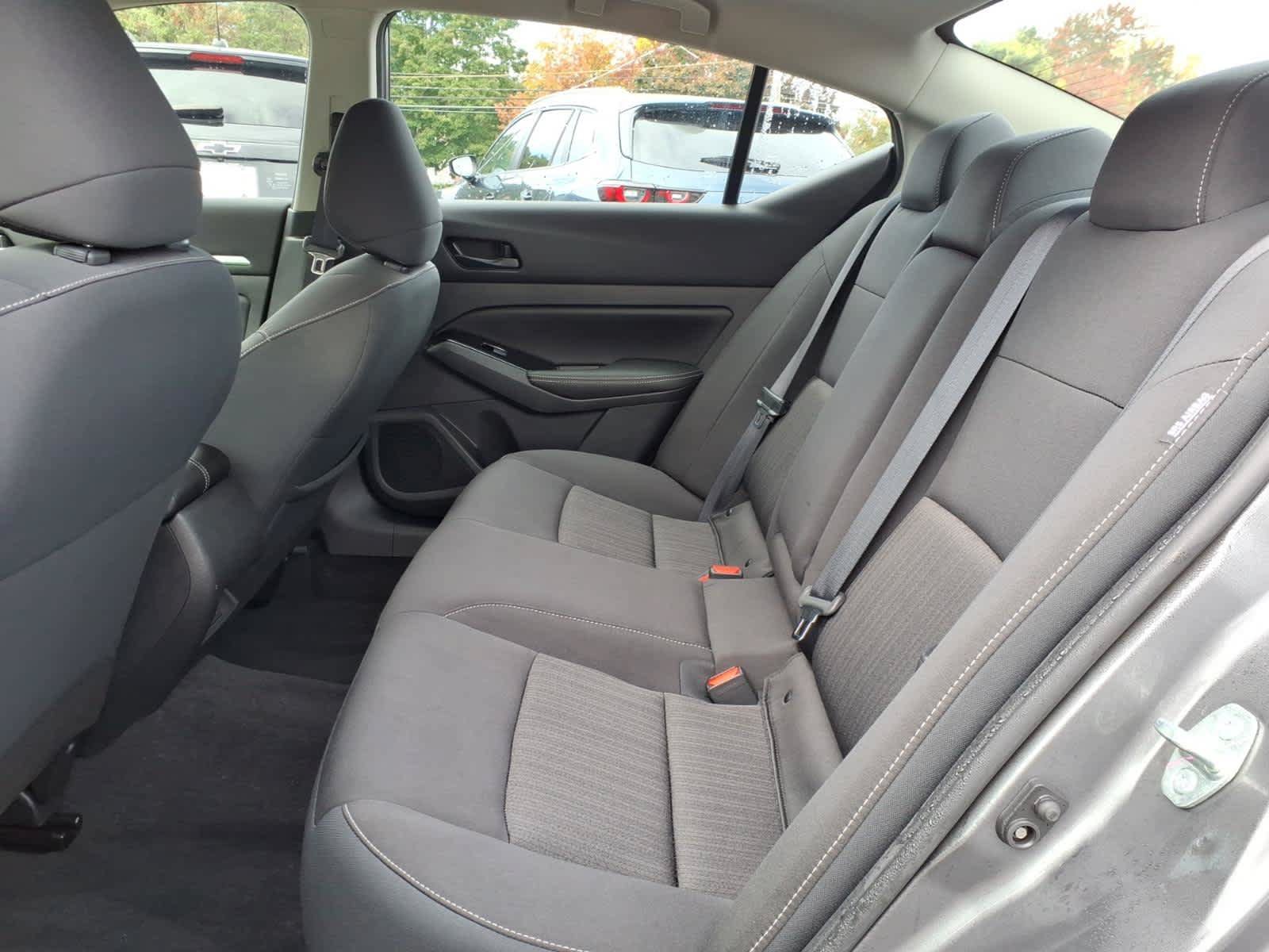 Used 2023 Nissan Altima 2.5 SV AWD/4WD image 12