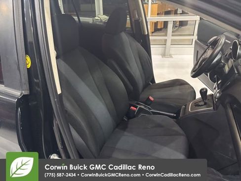 Used 2014 MAZDA MAZDA5 Sport image 24