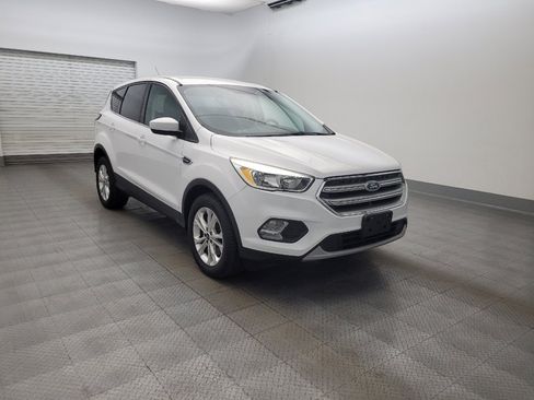 Used 2017 Ford Escape SE image 13