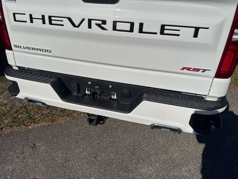 Used 2022 Chevrolet Silverado 1500 RST image 5