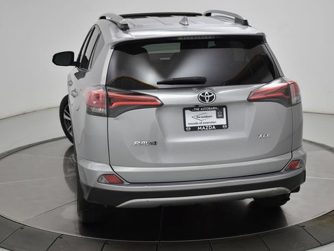 Used 2017 Toyota RAV4 XLE w/ Plus Extra Value Package FWD image 10