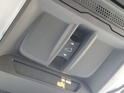 Used 2026 Subaru Forester Premium image 34