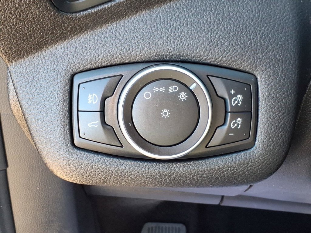 Used 2017 Ford Escape SE w/ Equipment Group 201A FWD image 14