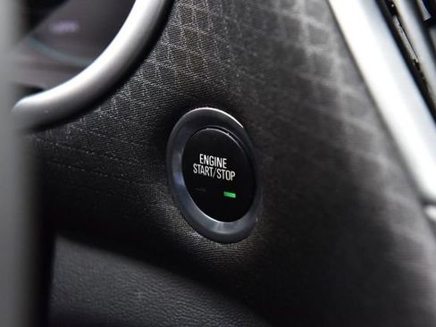 Used 2024 Chevrolet Malibu LT image 15