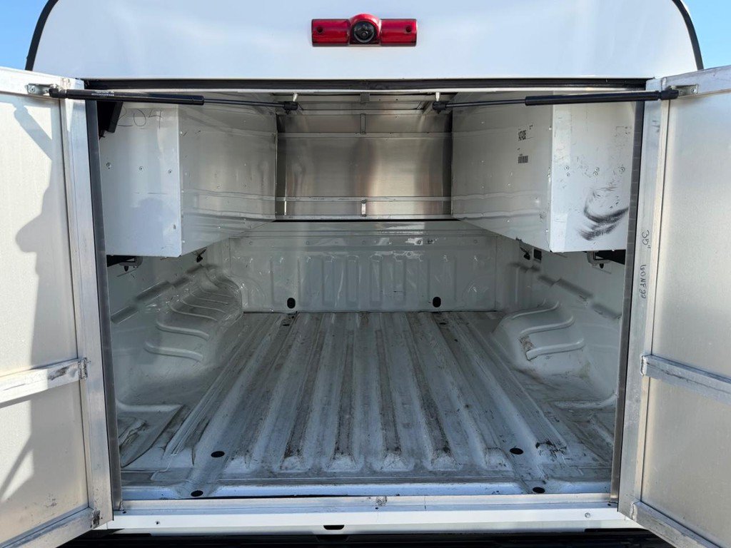 Used 2022 Nissan Frontier S RWD image 39