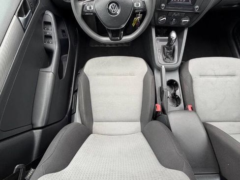 Used 2017 Volkswagen Jetta S FWD image 46