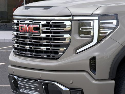 New 2026 GMC Sierra 1500 Denali w/ Denali Reserve Package AWD/4WD image 13