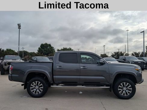 Used 2020 Toyota Tacoma Limited AWD/4WD image 3