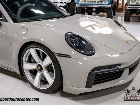 Used 2025 Porsche 911 Turbo S image 32