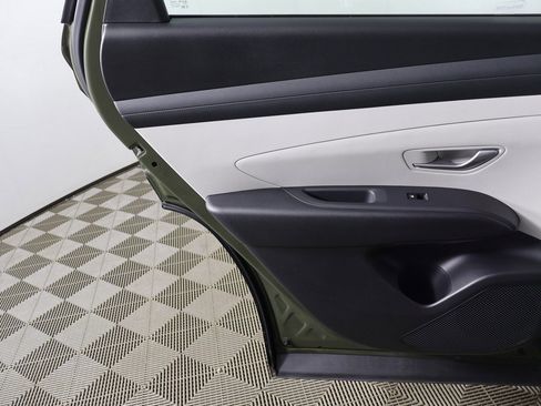 Certified 2025 Hyundai Tucson SE image 20