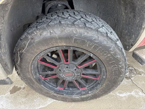 Used 2011 GMC Sierra 1500 SLE w/ Power Tech Package image 2