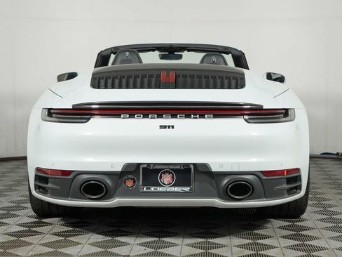 Used 2022 Porsche 911 Carrera RWD image 6
