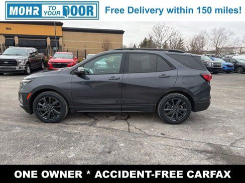 Used 2023 Chevrolet Equinox RS w/ RS Leather Package image 2