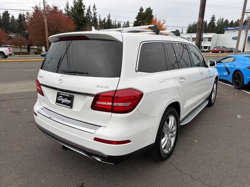 Used 2017 Mercedes-Benz GLS 450 4MATIC image 9