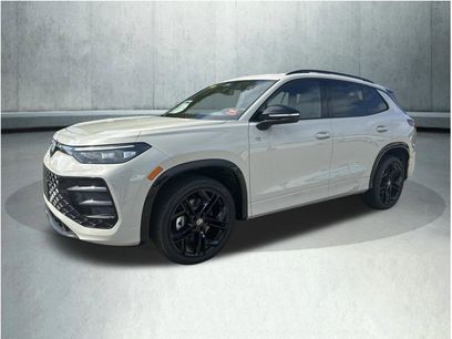 New 2026 Volkswagen Tiguan SE R-Line