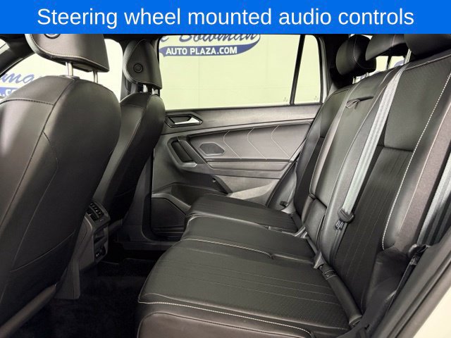 Used 2023 Volkswagen Tiguan SE R-Line AWD/4WD image 13