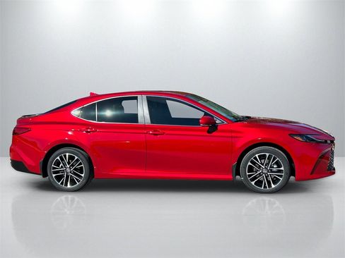 New 2026 Toyota Camry XLE image 4