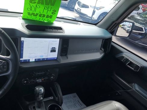 Used 2024 Ford Bronco Outer Banks AWD/4WD image 21
