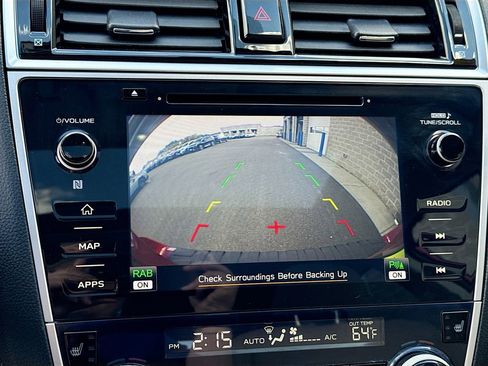 Used 2018 Subaru Outback 2.5i Limited AWD/4WD image 12