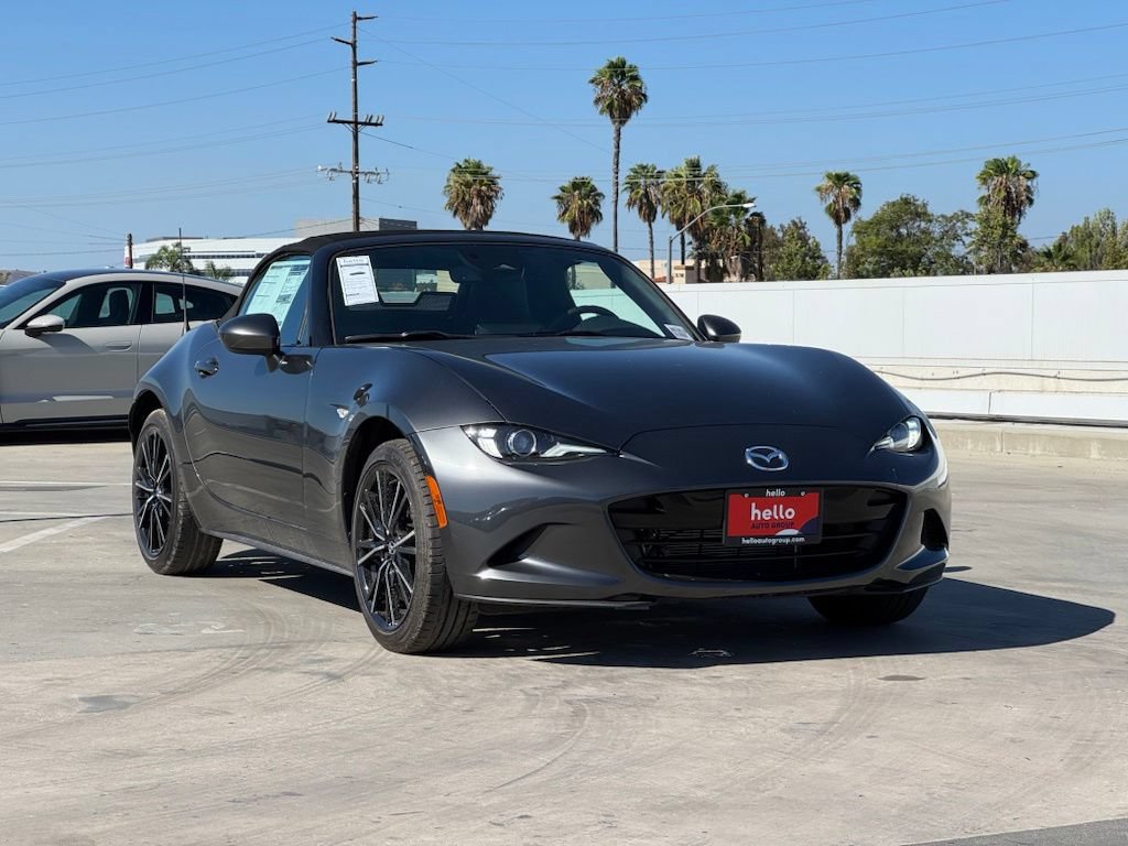 New 2026 MAZDA MX-5 Miata Grand Touring RWD image 3