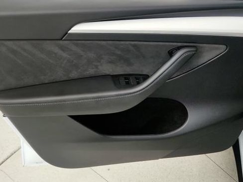 Used 2024 Tesla Model Y Performance AWD/4WD image 47