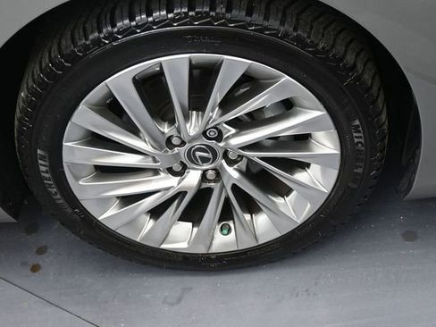 Used 2020 Lexus ES 350 w/ Accessory Package FWD image 29