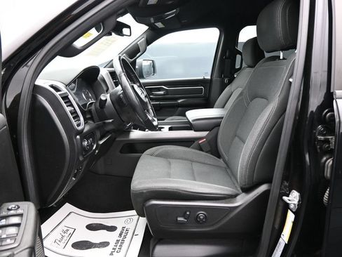 Used 2019 RAM 1500 Big Horn AWD/4WD image 9
