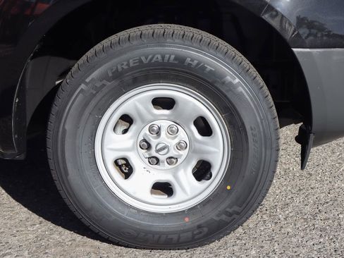 Used 2016 Nissan Frontier S image 39