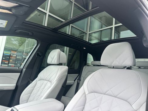 New 2026 BMW X5 sDrive40i w/ Climate Comfort Package RWD image 54