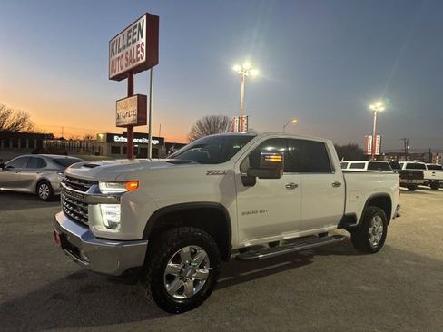 Used 2020 Chevrolet Silverado 2500 LTZ w/ LTZ Premium Package image 2