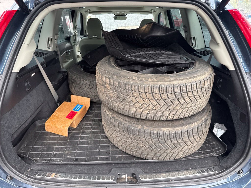 Used 2023 Volvo XC90 B6 Plus AWD/4WD image 59