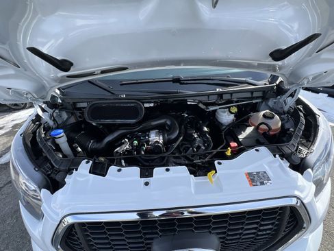 Certified 2024 Ford Transit 350 XLT image 26