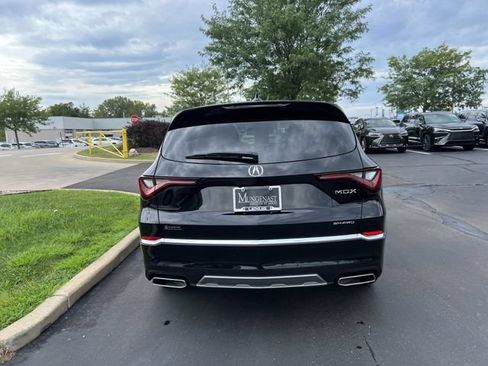 Used 2025 Acura MDX SH-AWD image 4