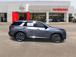 New 2026 Nissan Pathfinder Platinum w/ Cargo Package AWD/4WD video 2