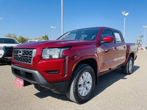 Used 2022 Nissan Frontier SV w/ Technology Package image 3