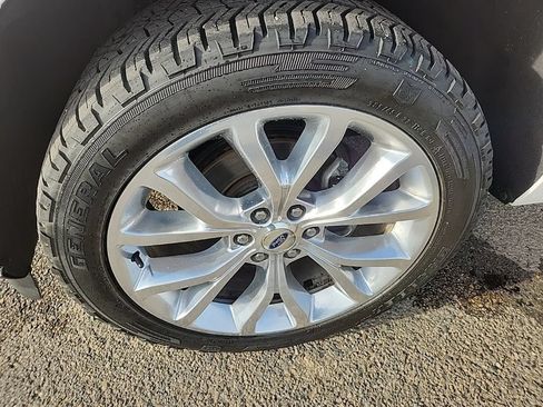 Used 2018 Ford Expedition Max Limited w/ Equipment Group 302A AWD/4WD image 55