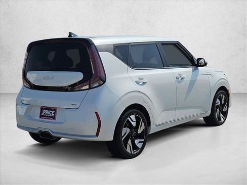 Used 2023 Kia Soul GT-Line FWD image 5