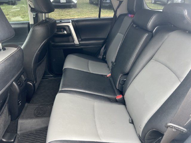 Used 2018 Toyota 4Runner SR5 Premium AWD/4WD image 23