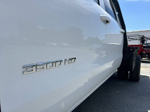 Used 2015 Chevrolet Silverado 3500 LT w/ LT Convenience Package AWD/4WD image 15