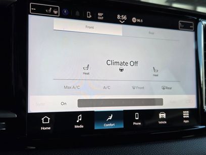 Used 2024 Chrysler Pacifica Touring-L