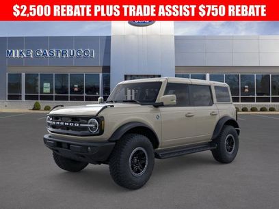 New 2025 Ford Bronco Outer Banks w/ Sasquatch Package