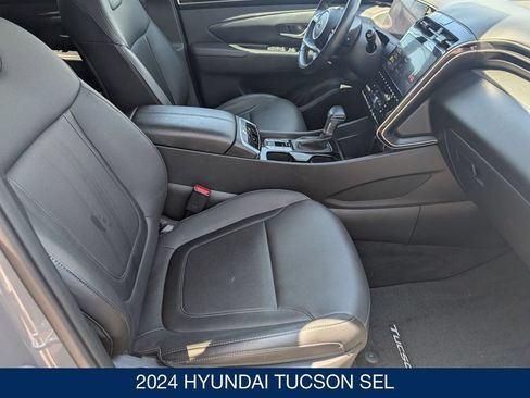 Certified 2024 Hyundai Tucson SEL w/ Convenience Package AWD/4WD image 32