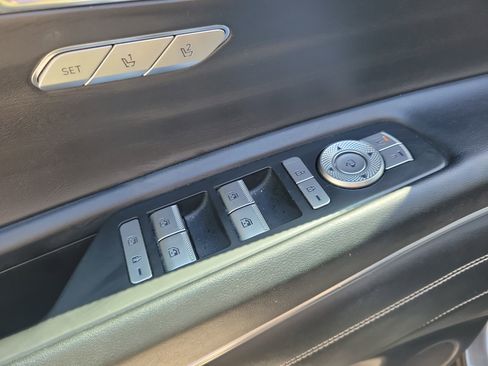 Used 2024 Genesis GV80 2.5T AWD/4WD image 21