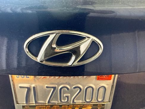 Used 2016 Hyundai Elantra SE w/ Option Group 02 FWD image 14